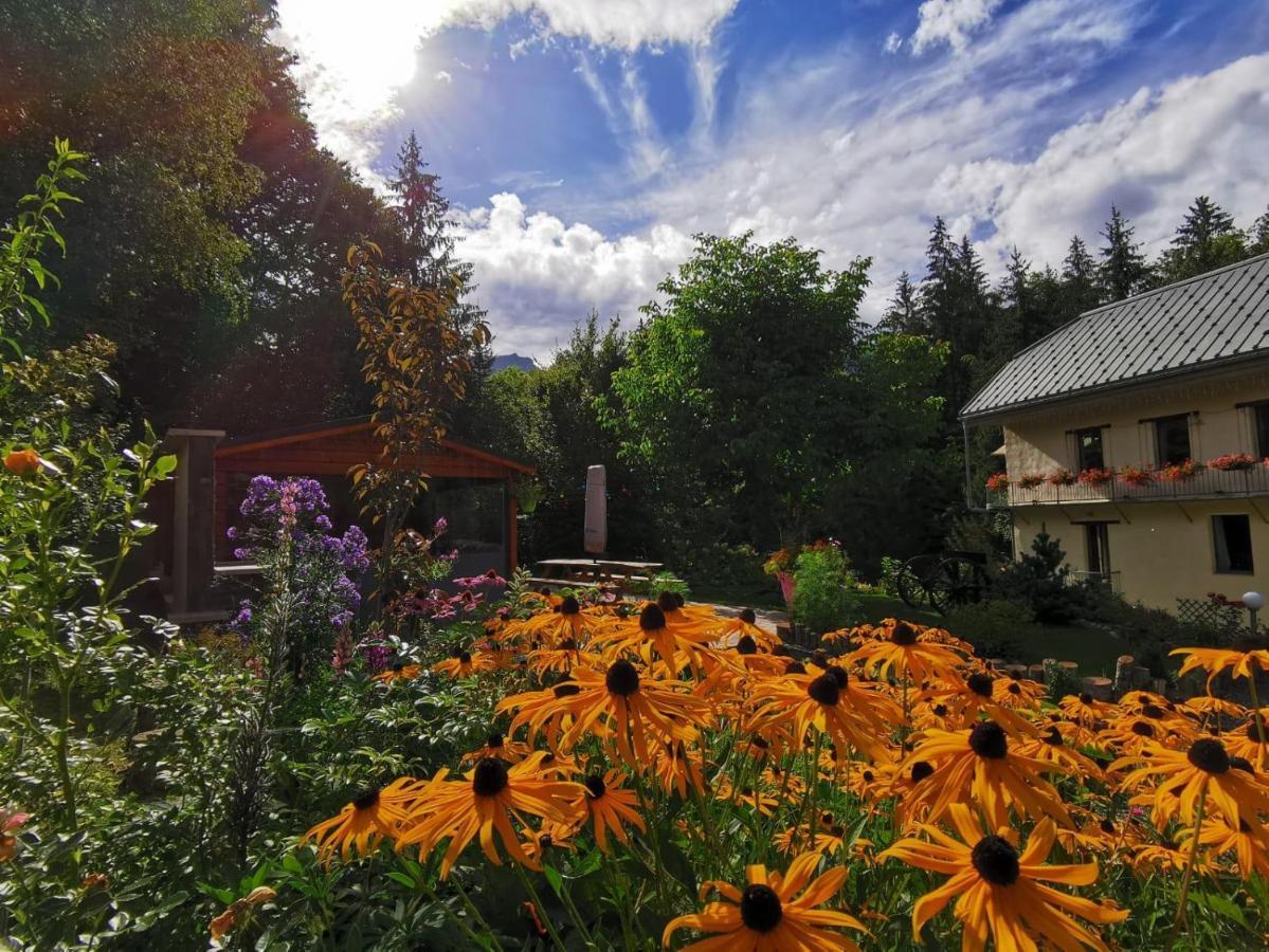 Vila Le Moulin Des Olirics Sallanches Exteriér fotografie