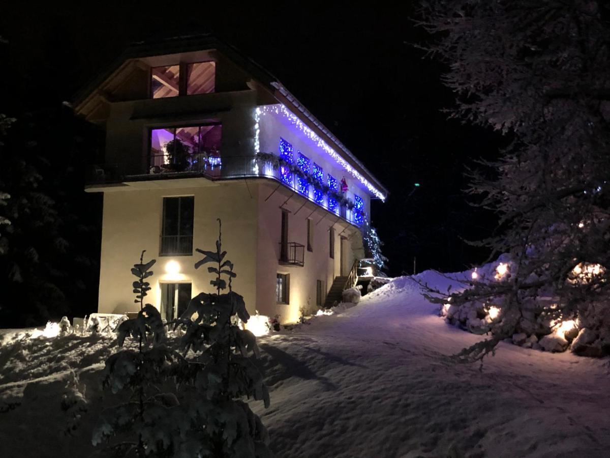 Vila Le Moulin Des Olirics Sallanches Exteriér fotografie